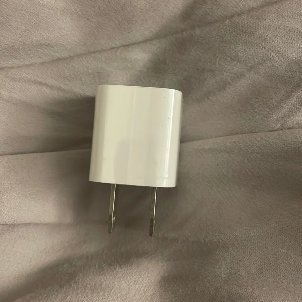 Apple charging box